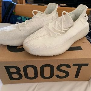 Yeezy Boost 350 V2 by Kanye West